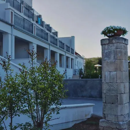 Puglia Garden 4* ヴィエステ